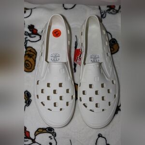 Vans OFF White Trek Water Slip-On Shoes